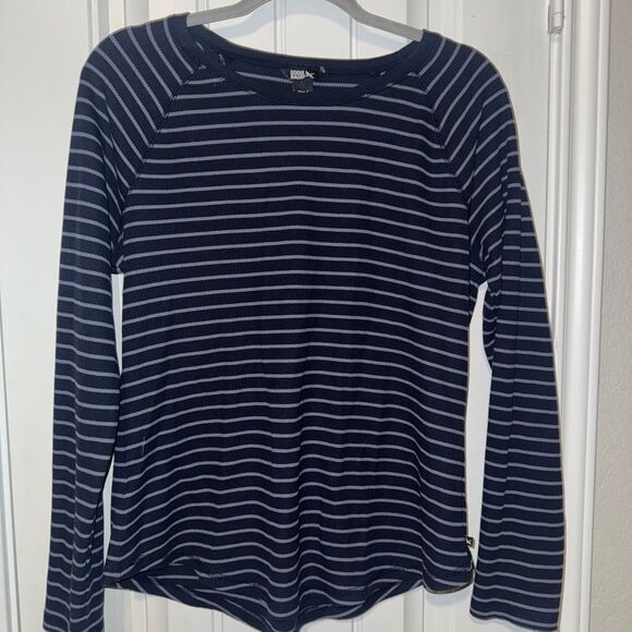 Eddie Bauer Blue and White Fitted Long Sleeve T-Shirt - Picture 1 of 4
